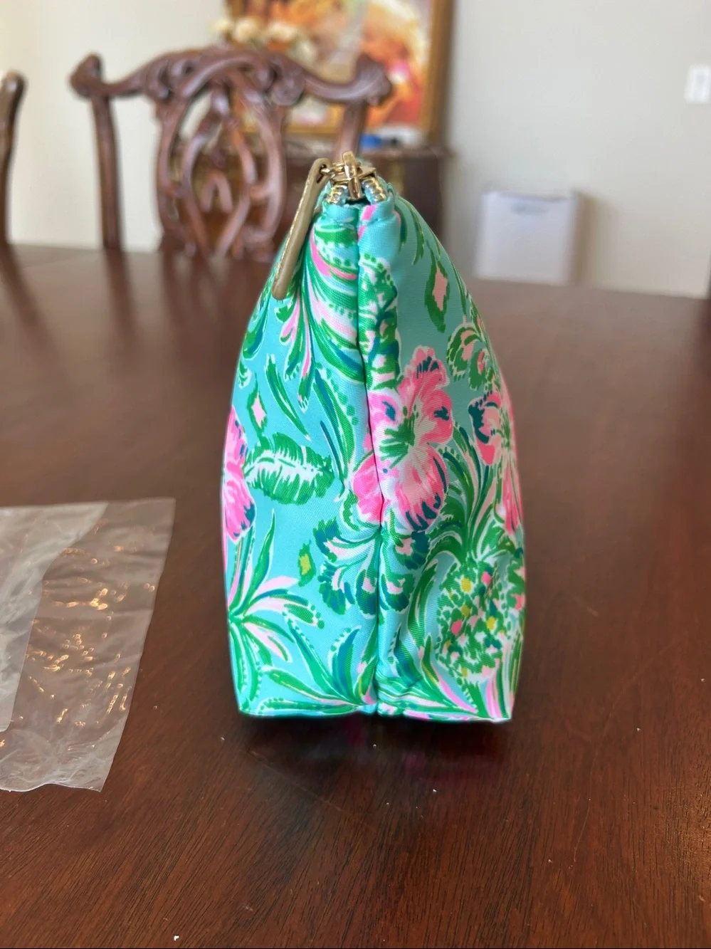 Lilly Pulitzer Surf Blue Diamond Girl Folia Zip Cosmetic Toiletry Pouch NWT